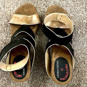 Modzori reversible shoes